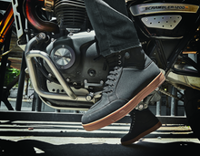 Load image into Gallery viewer, Speed and Strength United by Speed Shoe Black/Gum Size - 8