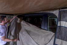 Load image into Gallery viewer, ARB Deluxe Awning Room W/Floor 2.5M98Lg 2500X2500mm 98X98In