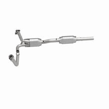 Load image into Gallery viewer, MagnaFlow Direct Fit Catalytic Converter 96 Bronco F150/F250 2 Conv