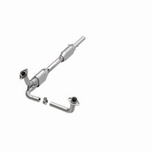 Load image into Gallery viewer, MagnaFlow Direct Fit Catalytic Converter 96 Bronco F150/F250 2 Conv