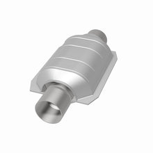 Load image into Gallery viewer, MagnaFlow Universal Catalytic Converter 2.5 inch T2 Rear