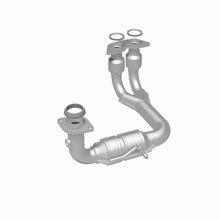 Load image into Gallery viewer, MagnaFlow Direct Fit Catalytic Converter 00-05 Toyota MR2 1.8L